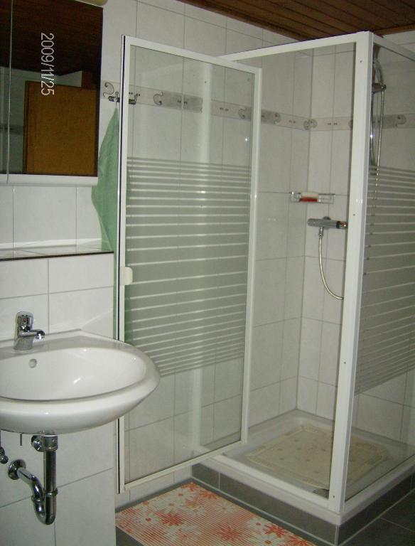 Gaestehaus Terrana Wathlingen Kamer foto