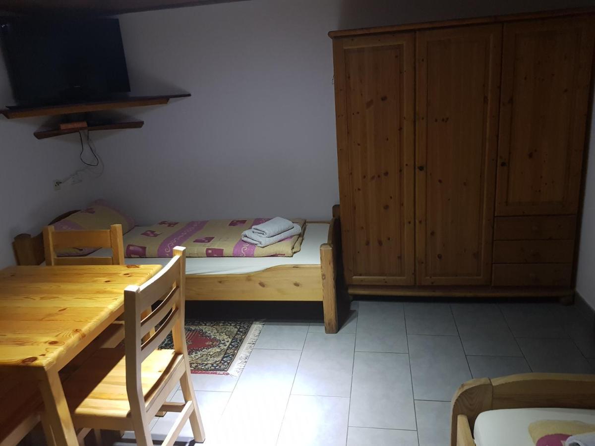 Gaestehaus Terrana Wathlingen Buitenkant foto