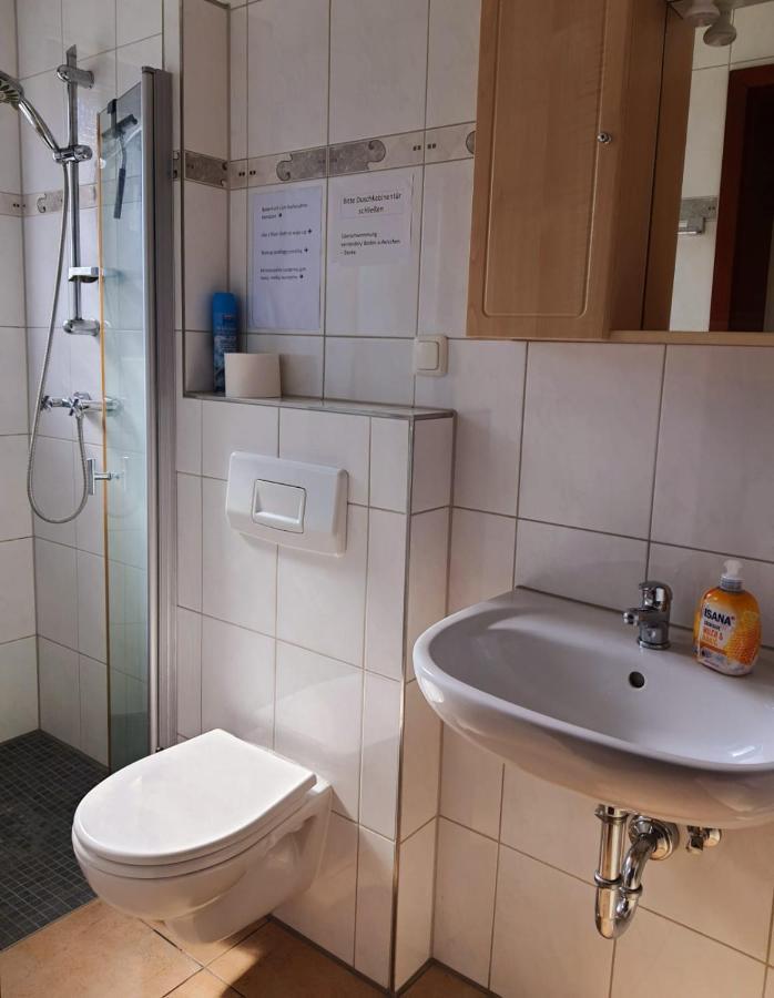 Gaestehaus Terrana Wathlingen Buitenkant foto